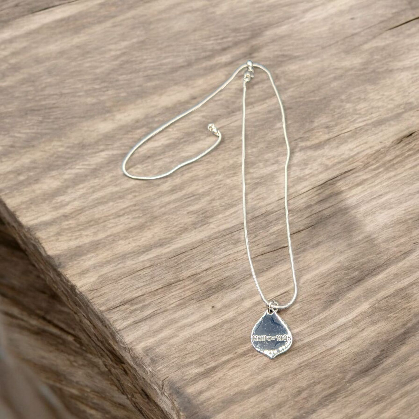 Faith & Strength Retractable Necklace