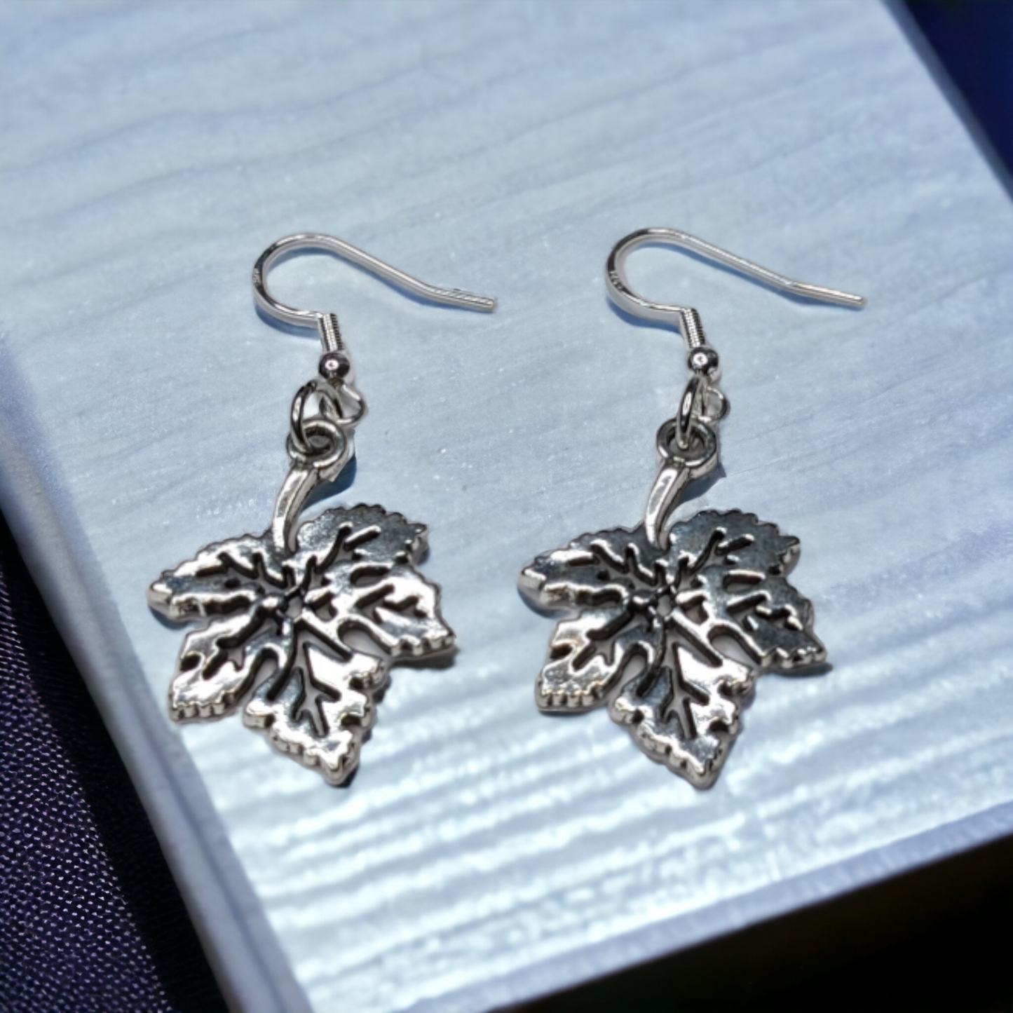 Small Tree Leaf: D