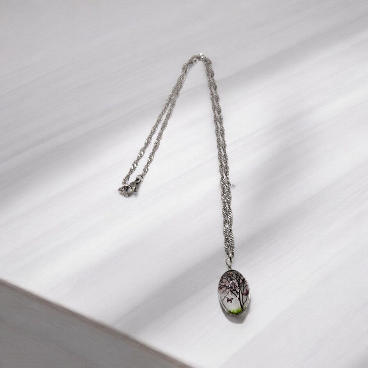 Blossom Twist Necklace