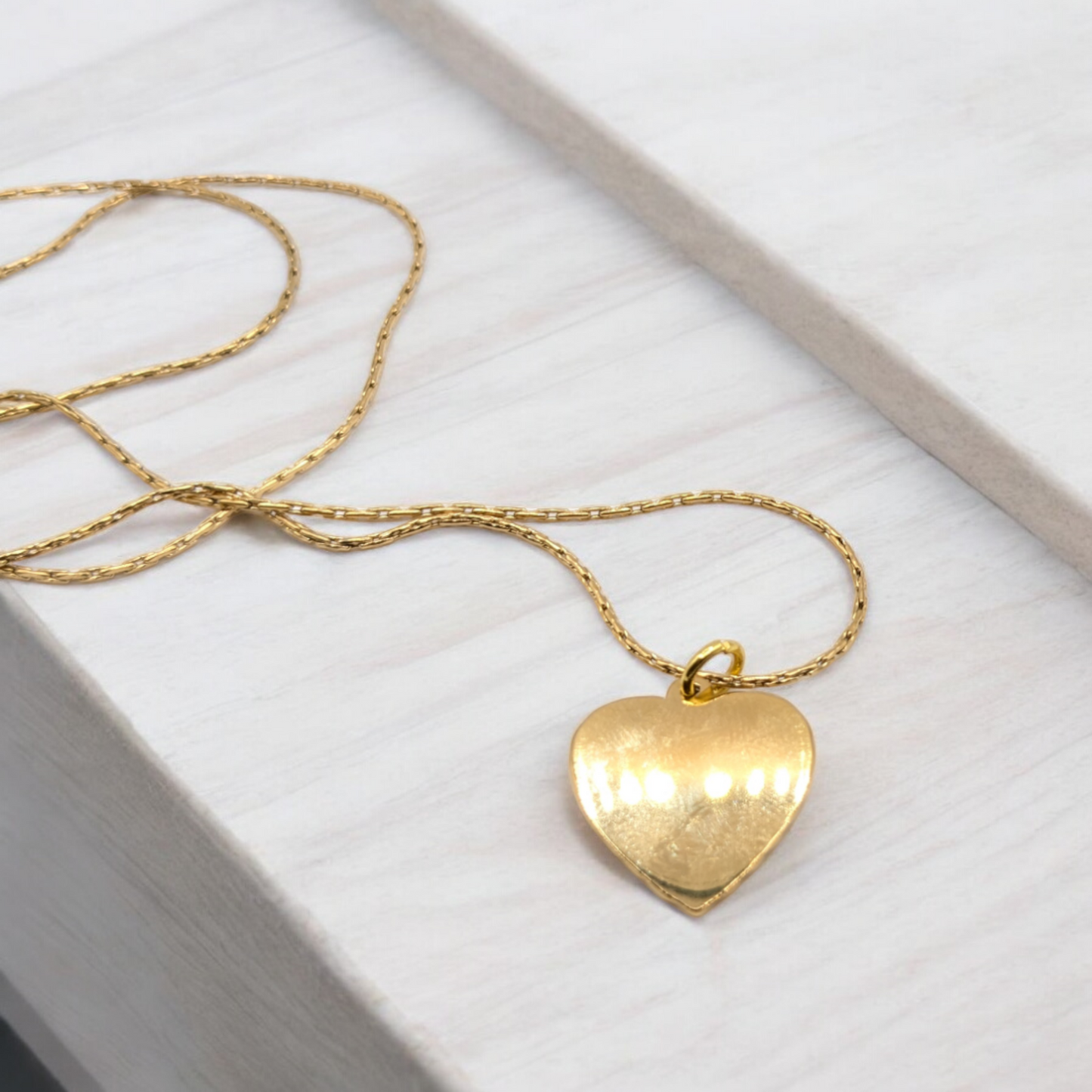 Golden Heart Elegance
