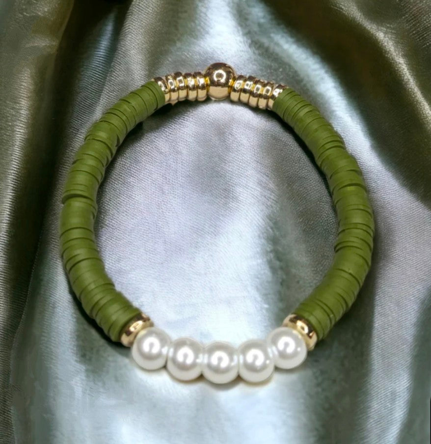 Heishi Five Pearls